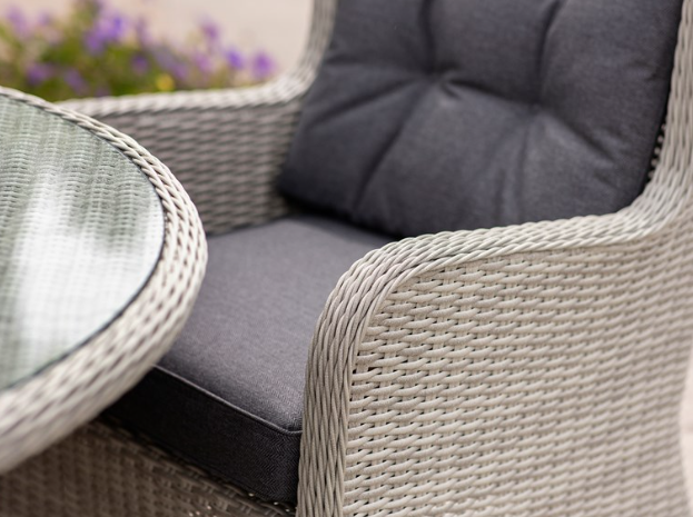 Chedworth Dove Grey Rattan 4 Seat Round Dining Set with Parasol & Base