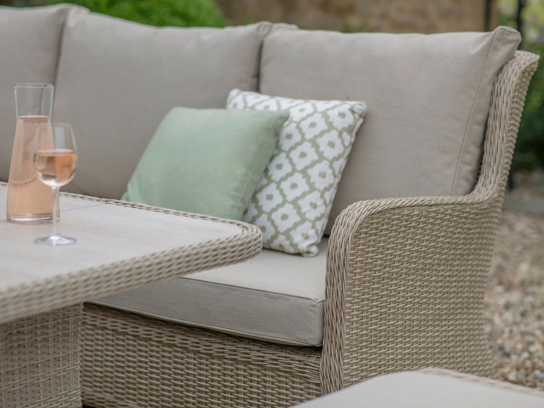 CHEDWORTH SANDSTONE SQUARE SOFA SET WITH FIREPIT