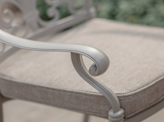 VENICE STONE 4 SEAT ROUND SET