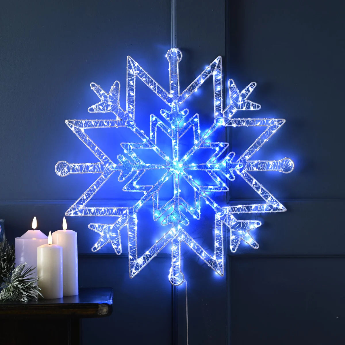 50cm Snowflake Dewdrop Wall Light