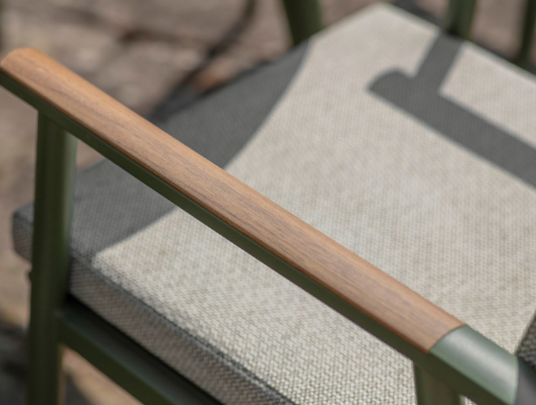 WISLEY SAGE 4 SEAT ROUND DINING SET