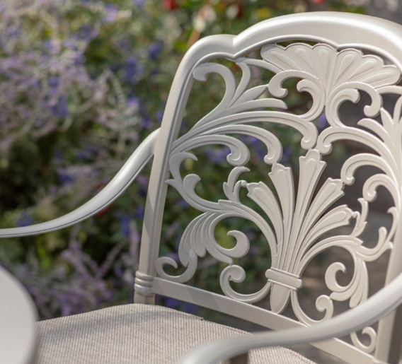 VENICE STONE 4 SEAT ROUND SET